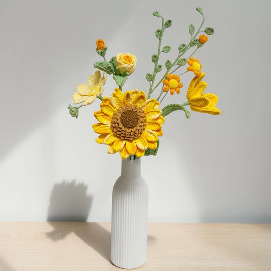 Crochet Bouquet Golden Daydream (No Vase)
