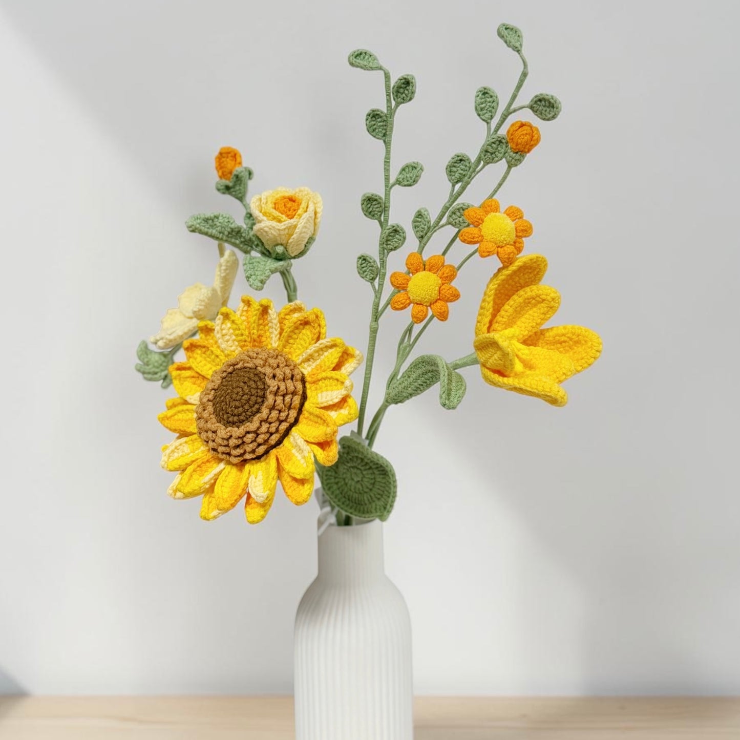 Crochet Bouquet Golden Daydream (No Vase)
