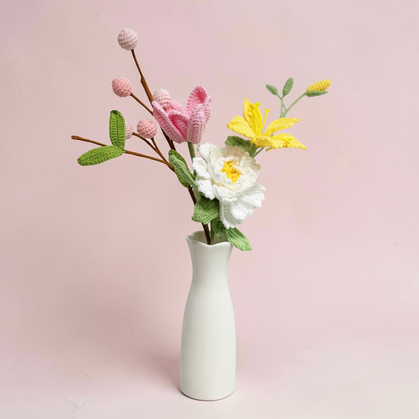Crochet Bouquet Blooming Whisper (No Vase)