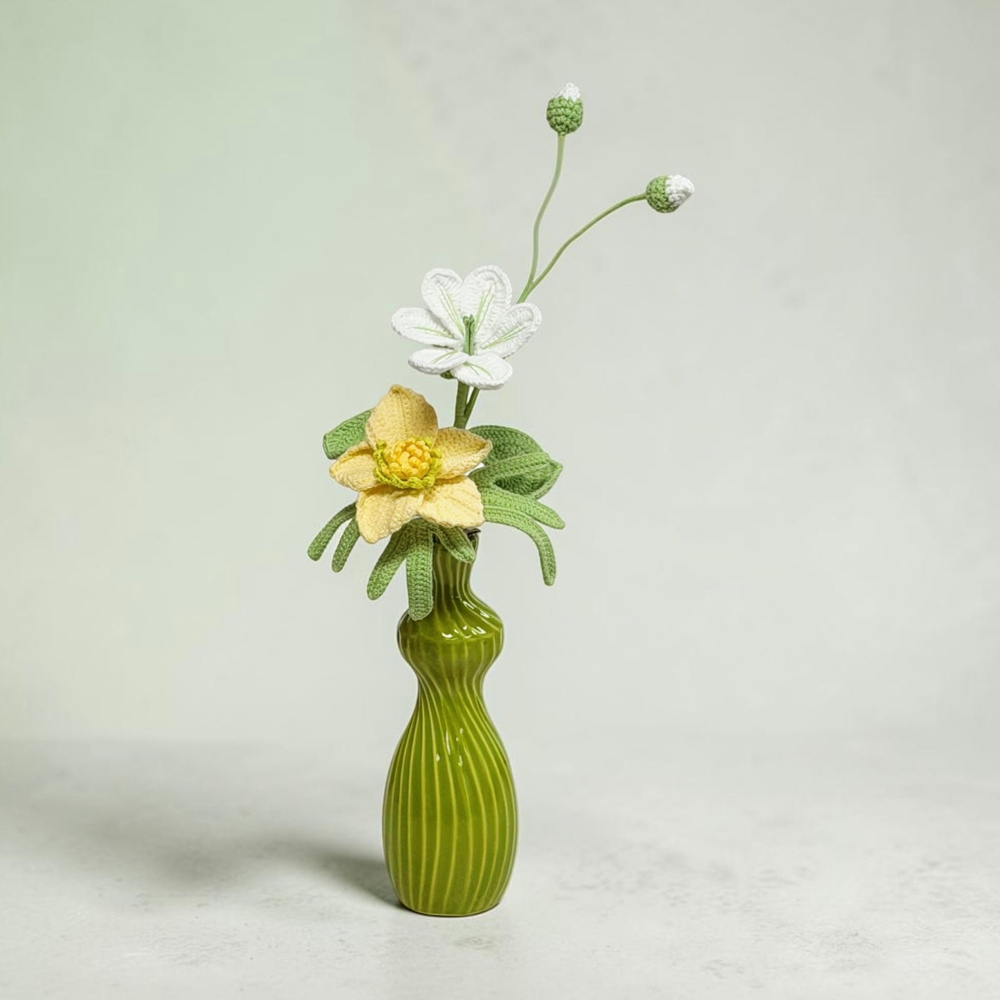 Crochet Bouquet Green Whisper (No Vase)